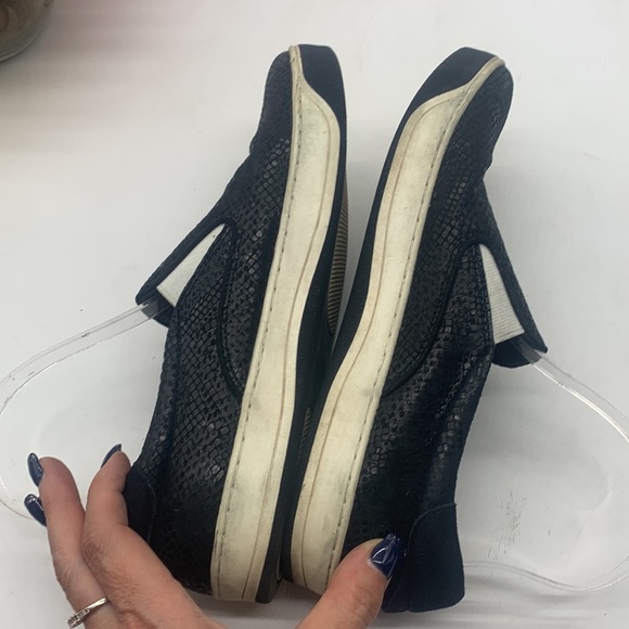 Johnston & Murphy Black Snakeskin Print Slip On Elastic Loafers Size 9 BLO4186E - Picture 4 of 8